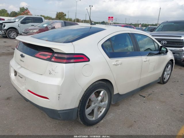 Chevrolet Volt Image 3