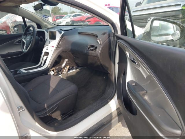 Chevrolet Volt Image 4