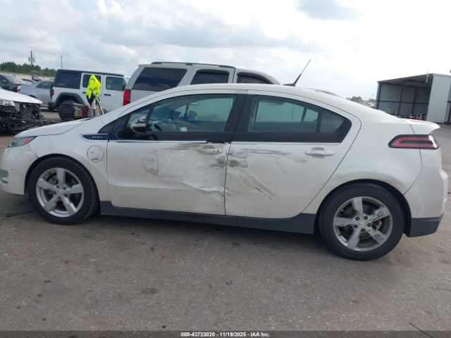 Chevrolet Volt Image 9