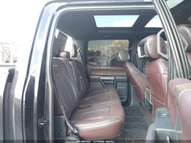 Ford F-150 Platinum Image 6