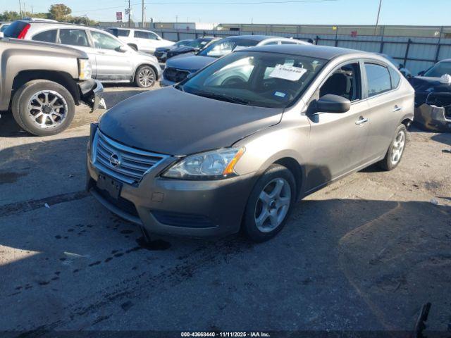 Nissan Sentra Image 4