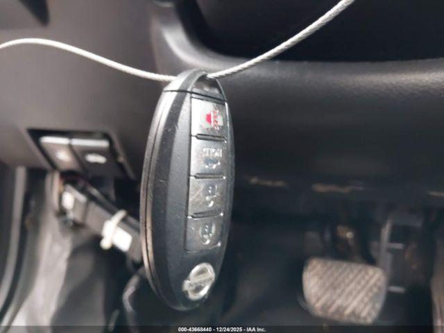 Nissan Sentra Image 9