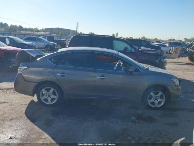 Nissan Sentra Image 10