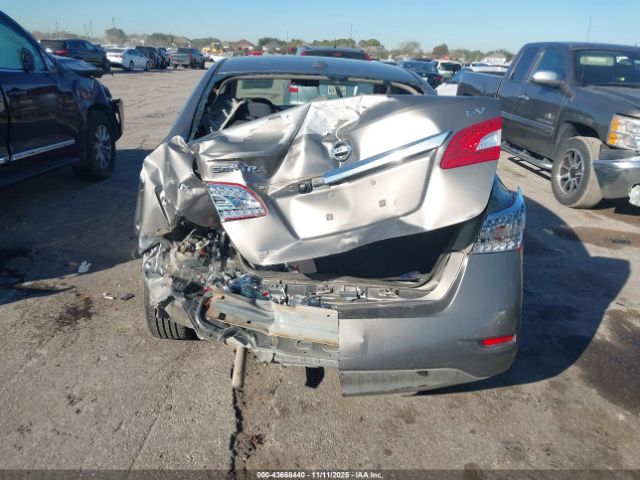 Nissan Sentra Image 16