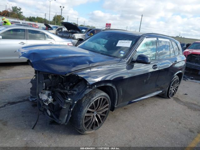 BMW X Series M50i Image 16