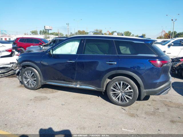 INFINITI Qx Sensory Image 8