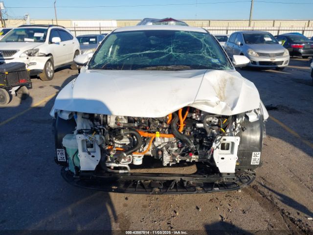 Hyundai ELANTRA Blue Image 12