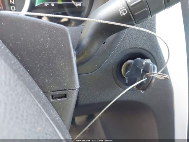 Ford Explorer Xlt Image 8