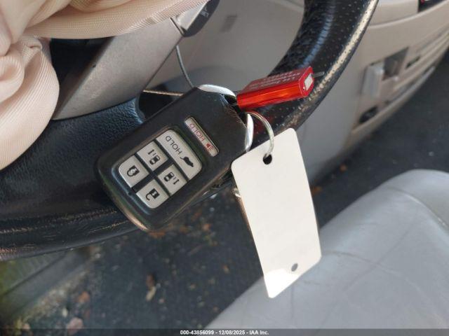 Honda Odyssey Image 6