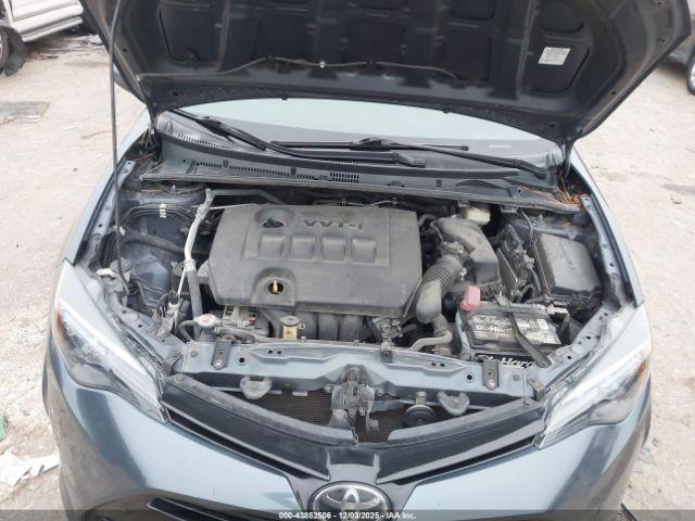 Toyota Corolla Le Image 8