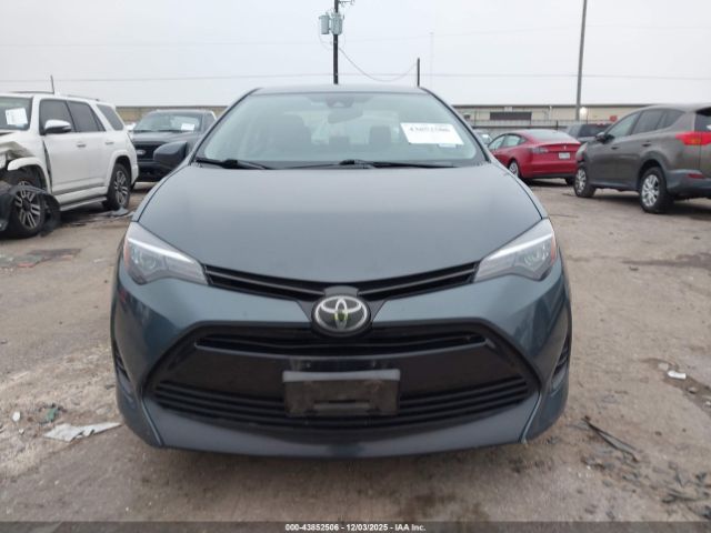 Toyota Corolla Le Image 16