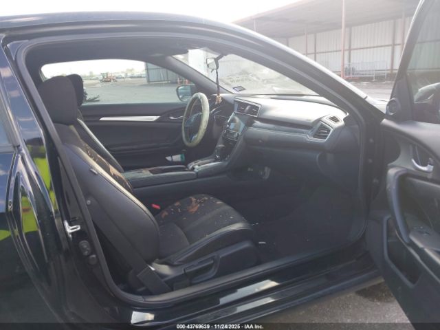 Honda Civic Sport Image 16