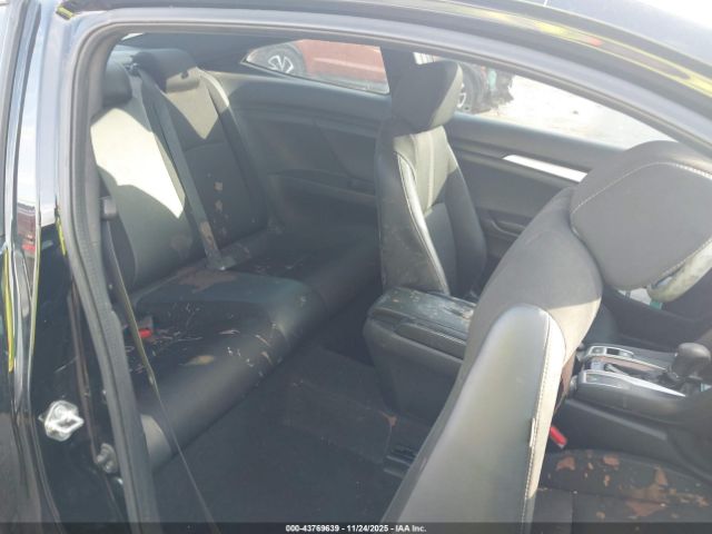 Honda Civic Sport Image 14