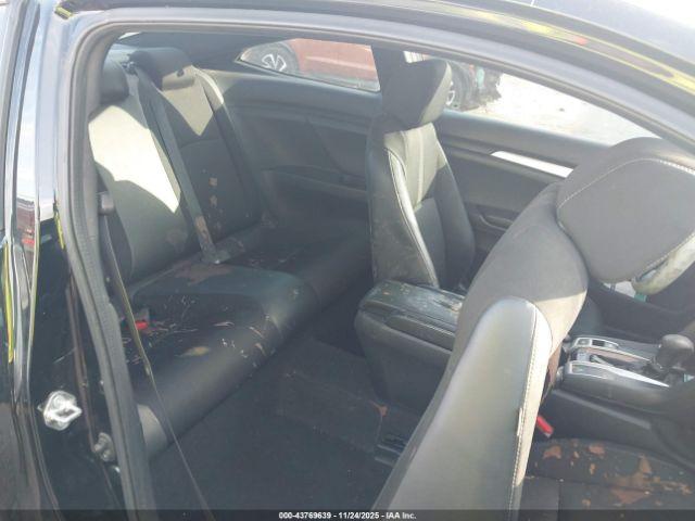 Honda Civic Sport Image 14