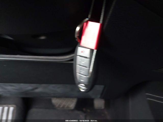 Nissan Murano Sv Image 16