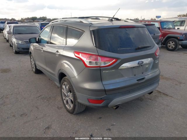 Ford Escape Titanium Image 3