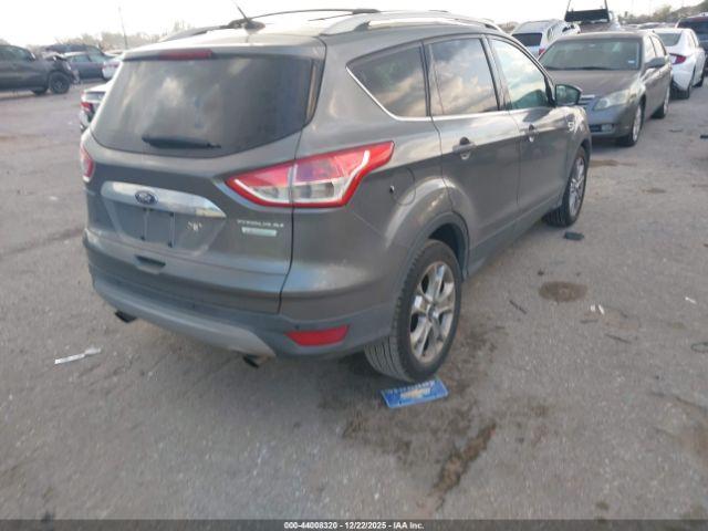 Ford Escape Titanium Image 2