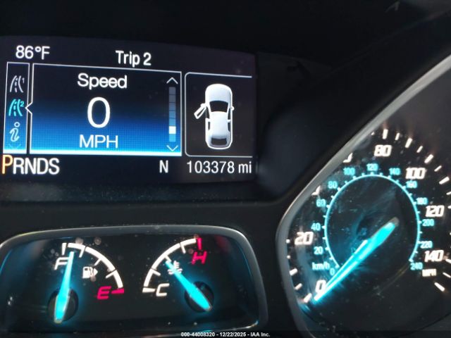 Ford Escape Titanium Image 6