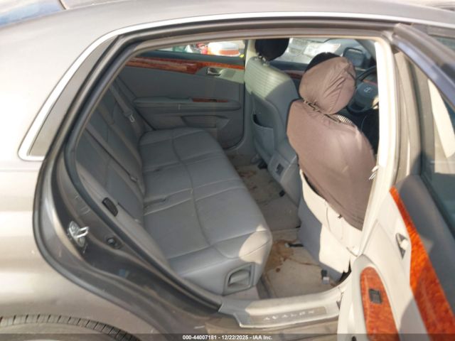 Toyota Avalon Xls Image 6