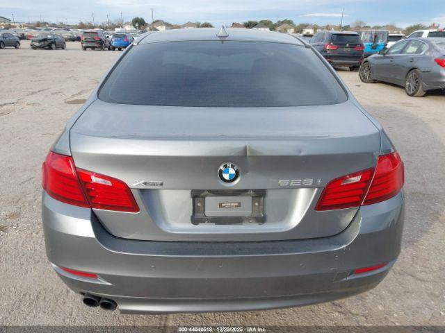 BMW 5 Series Xdrive Image 14