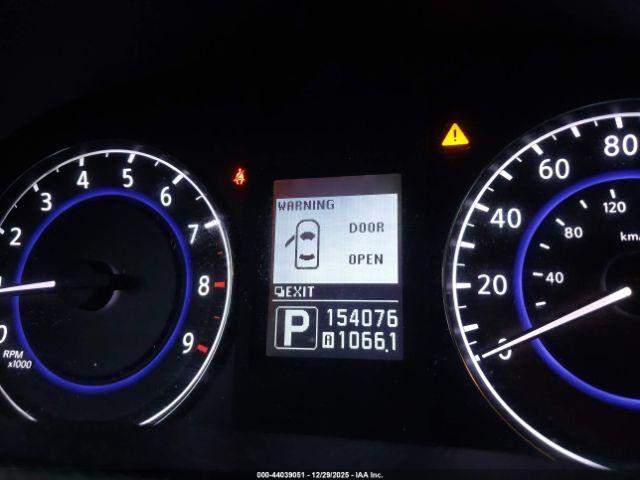 INFINITI G37 Image 14