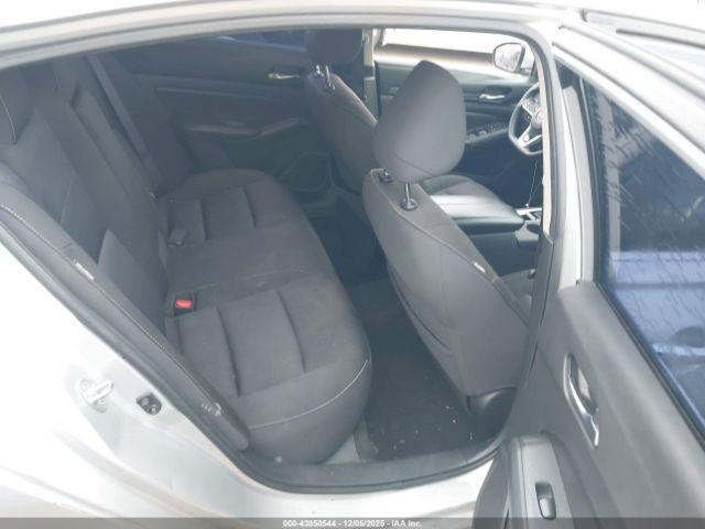 Nissan Altima S Fwd Image 7