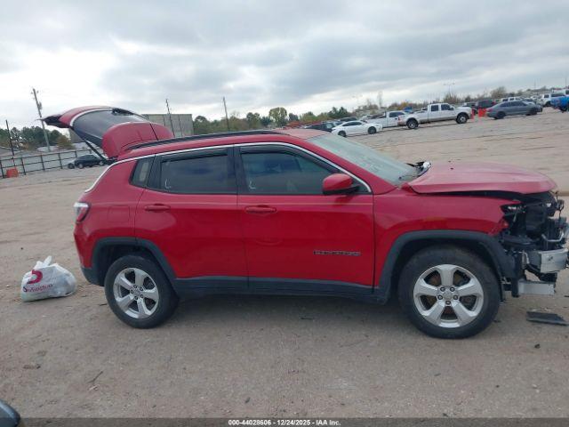 Jeep Compass Latitude 4x4 Image 6