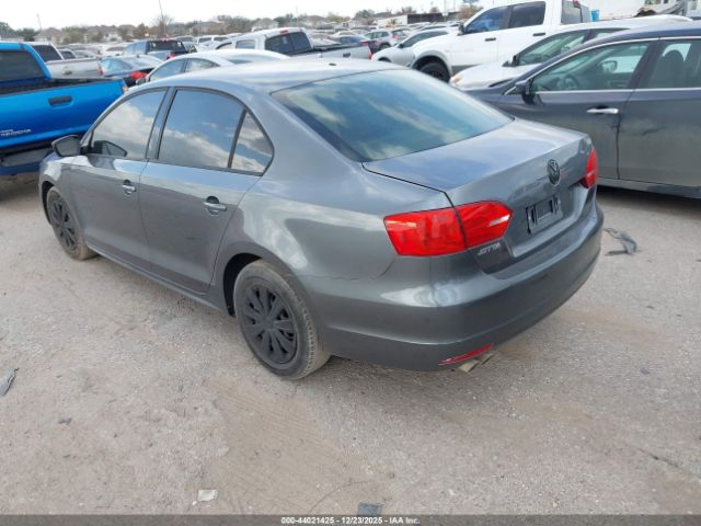 Volkswagen Jetta 2.0l S Image 11