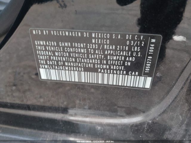 Volkswagen Jetta 2.0l Tdi Image 9