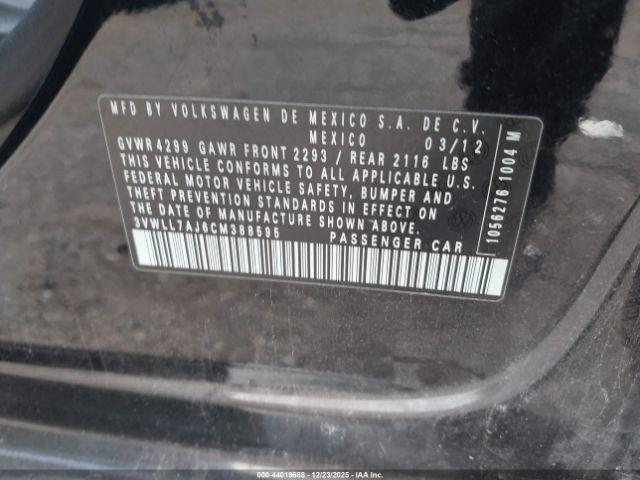 Volkswagen Jetta 2.0l Tdi Image 9