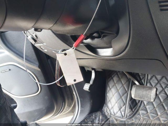 Jeep Grand Cherokee Image 11