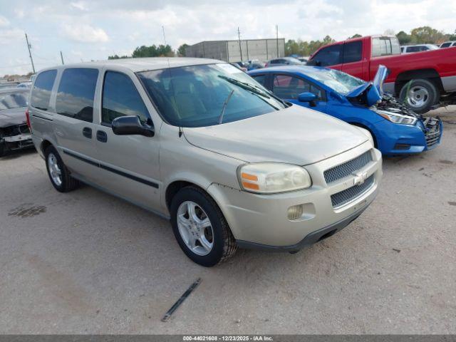  Salvage Chevrolet Uplander