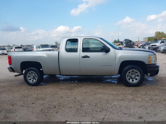 Chevrolet Silverado 1500 Work Truck Image 4