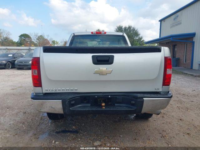 Chevrolet Silverado 1500 Work Truck Image 7