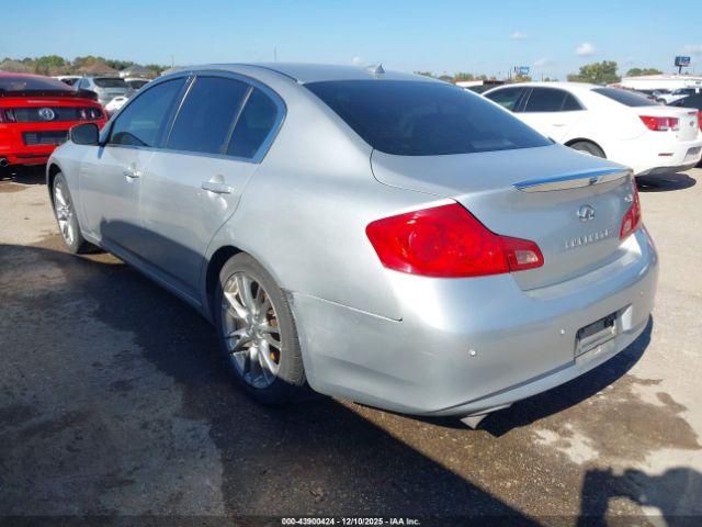 INFINITI G37 Journey Image 8