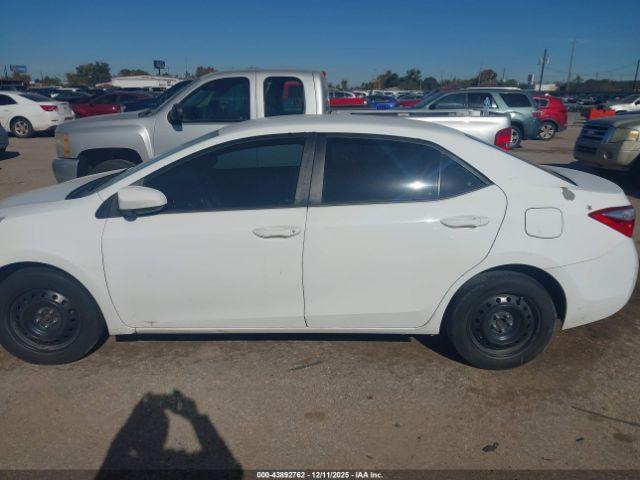 Toyota Corolla Le Image 6