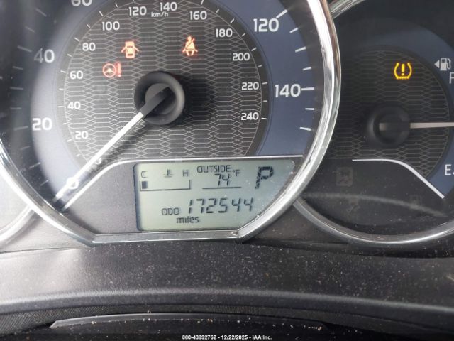 Toyota Corolla Le Image 10