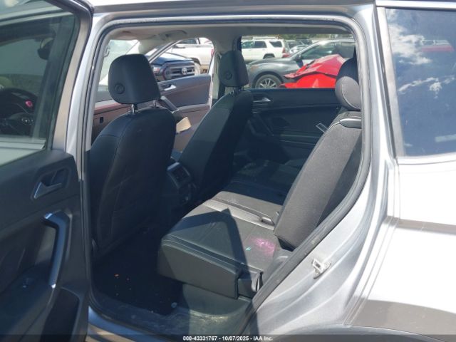 Volkswagen Tiguan Image 13