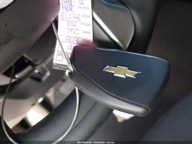 Chevrolet Silverado 1500 2wd  Short Bed Lt Image 11