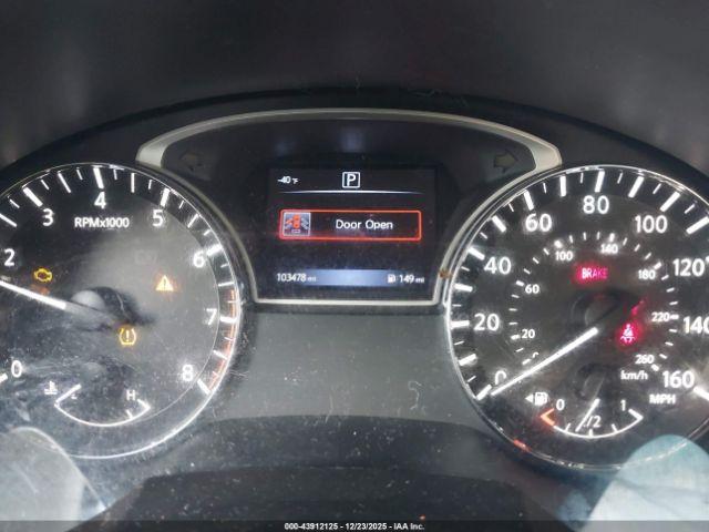 Nissan Altima 2.5 S Image 11