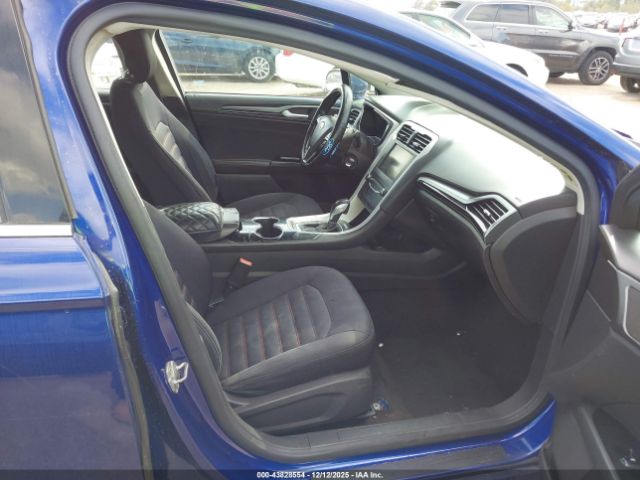 Ford Fusion Se Image 2