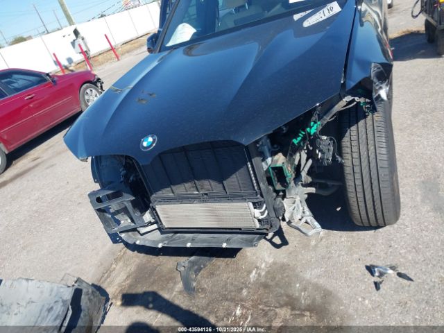 BMW X Series Xdrive30i Image 16