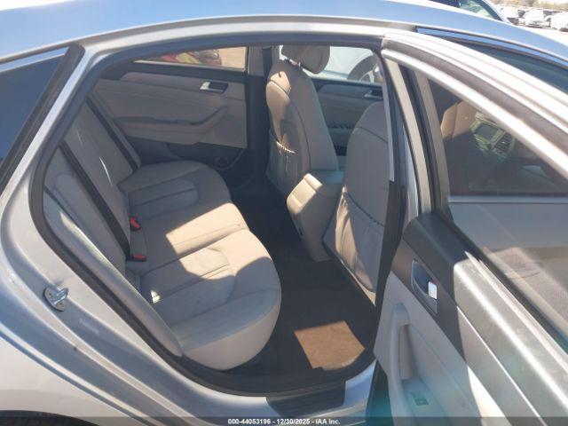 Hyundai SONATA Se Image 5