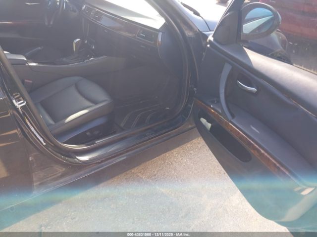 BMW 3 Series Image 3