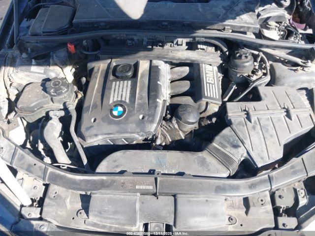 BMW 3 Series Image 11