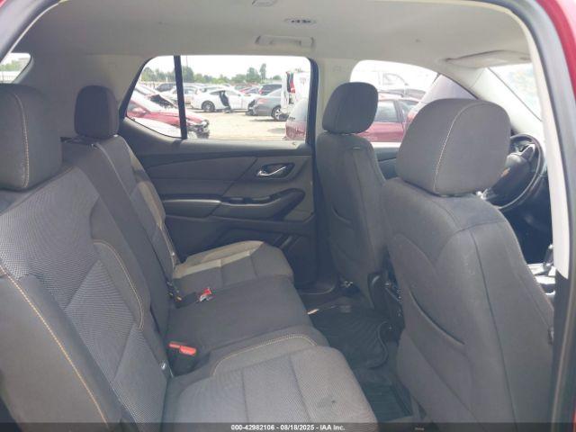 Chevrolet Traverse 1lt Image 2