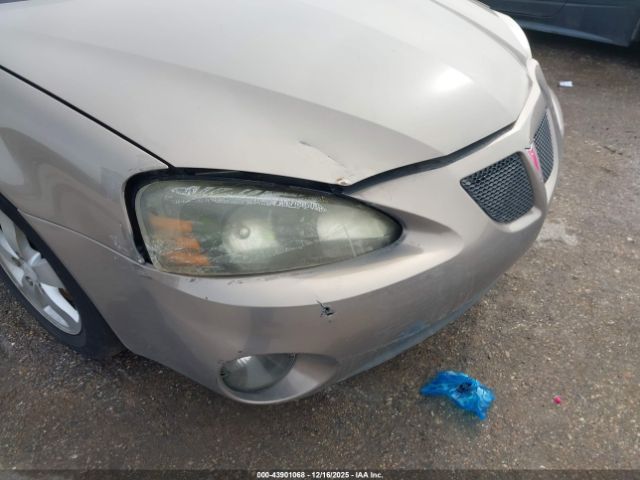 Pontiac Grand Prix Image 4