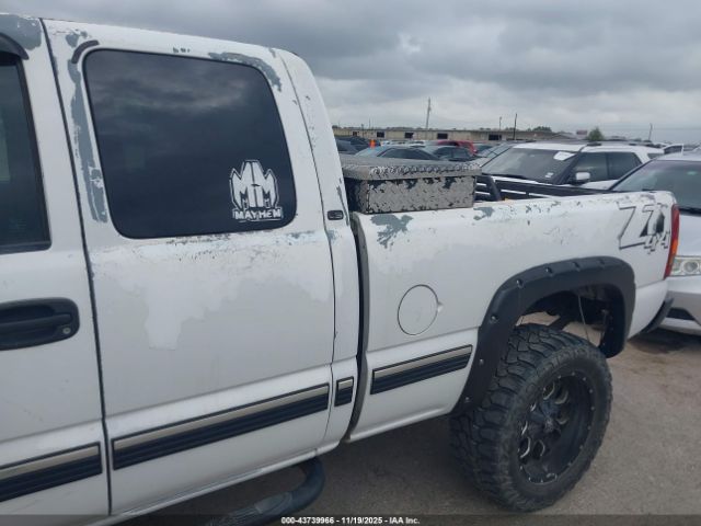 Chevrolet Silverado 1500 Ls Image 7