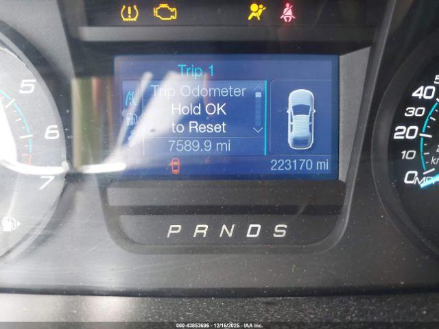 Ford Taurus Se Image 11