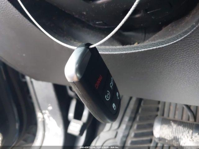 Dodge Journey Sxt Image 2